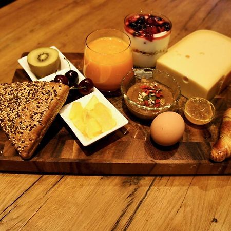 B&B En Boshuis Darthuizerpoort 莱尔瑟姆 外观 照片